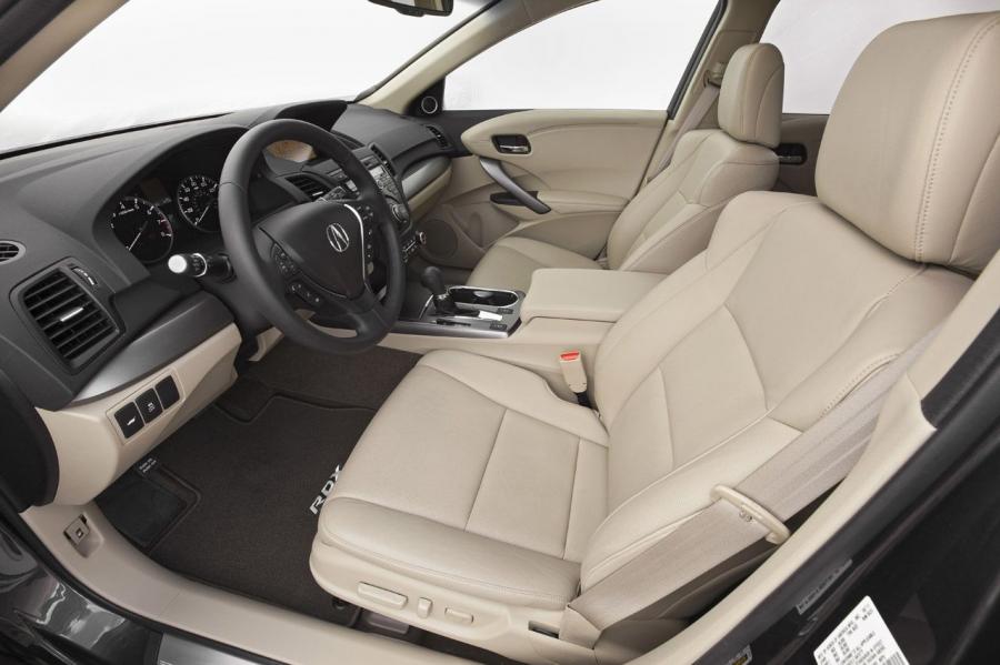 Интерьер Acura RDX (TB3/4) 2012 года  (фото 97 из 122)